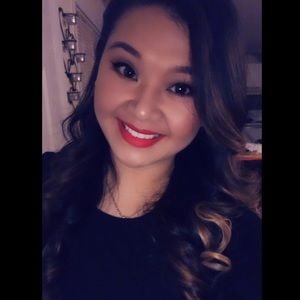 Meet your Posher, Lynn